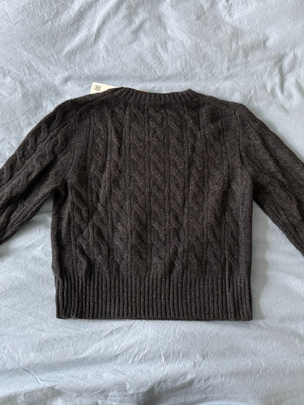 Quince Mongolian Cashmere Shrunken Cable Crewneck Sweater — M — Heather Charcoal